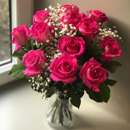 12 Pink Roses Delivery UK